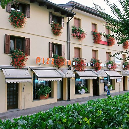 Hotel Ristorante Cigno - Camere And Aparthotel Latisana Luaran gambar