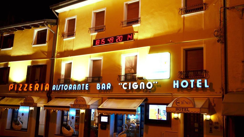 Hotel Ristorante Cigno - Camere And Aparthotel Latisana Luaran gambar