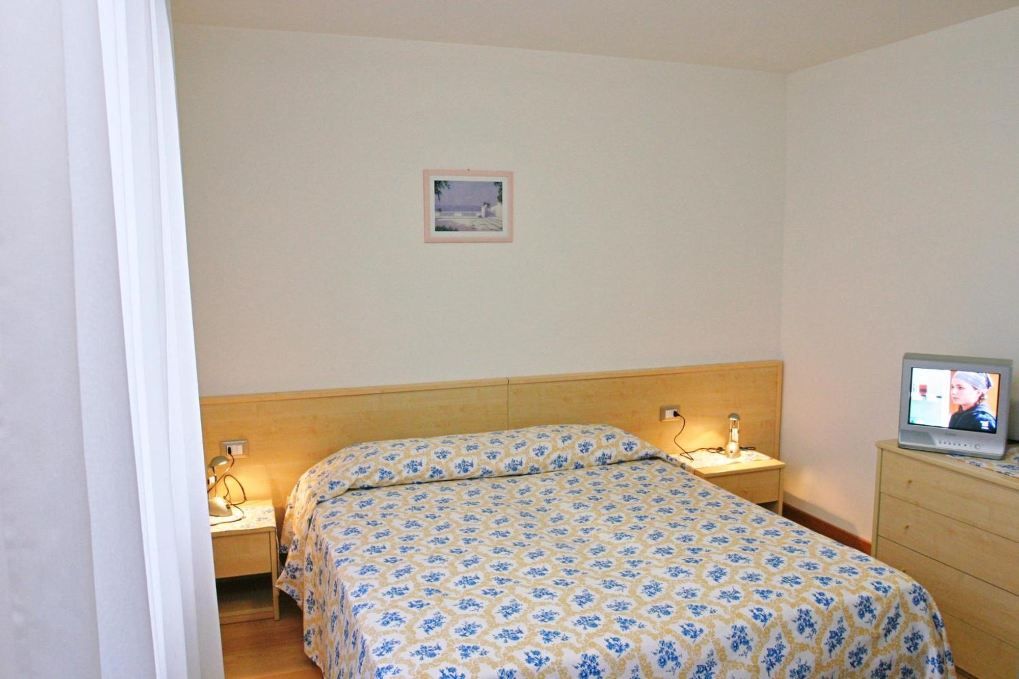 Hotel Ristorante Cigno - Camere And Aparthotel Latisana Luaran gambar