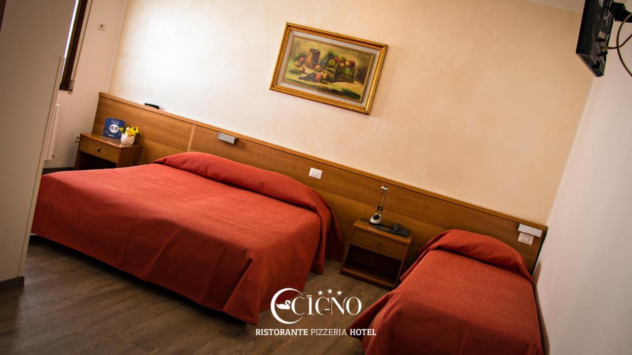 Hotel Ristorante Cigno - Camere And Aparthotel Latisana Luaran gambar
