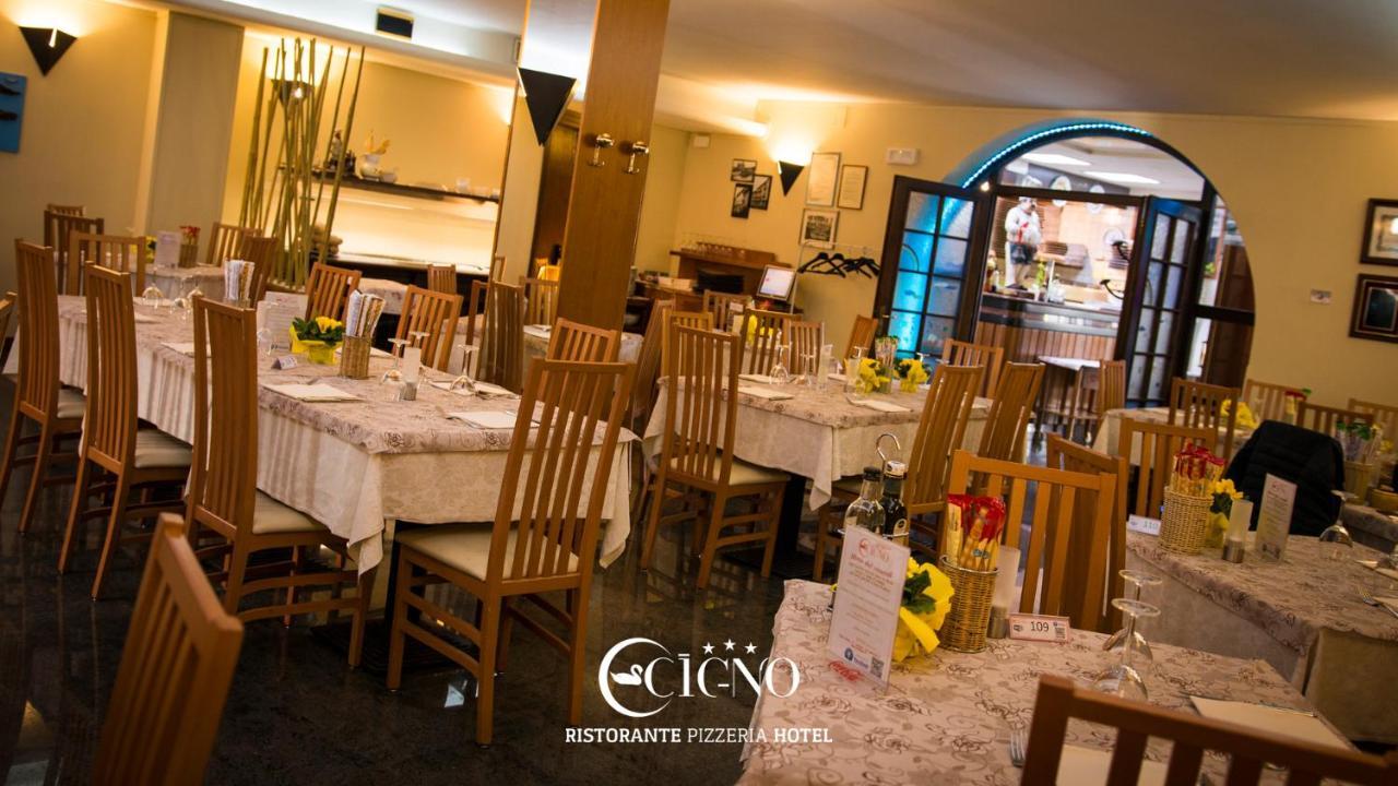 Hotel Ristorante Cigno - Camere And Aparthotel Latisana Luaran gambar